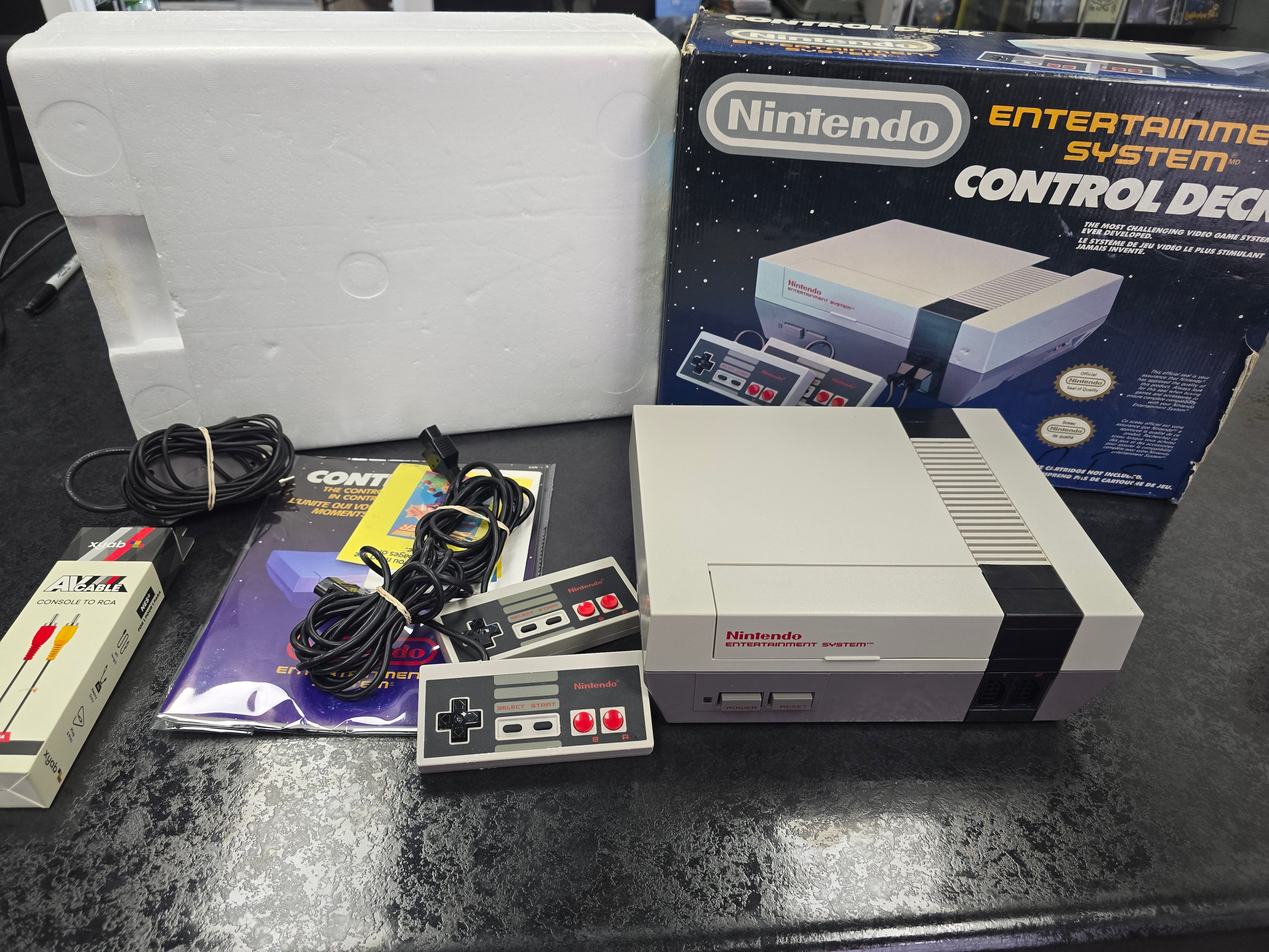 CIB Nintendo NES Control Deck - Console Bundle